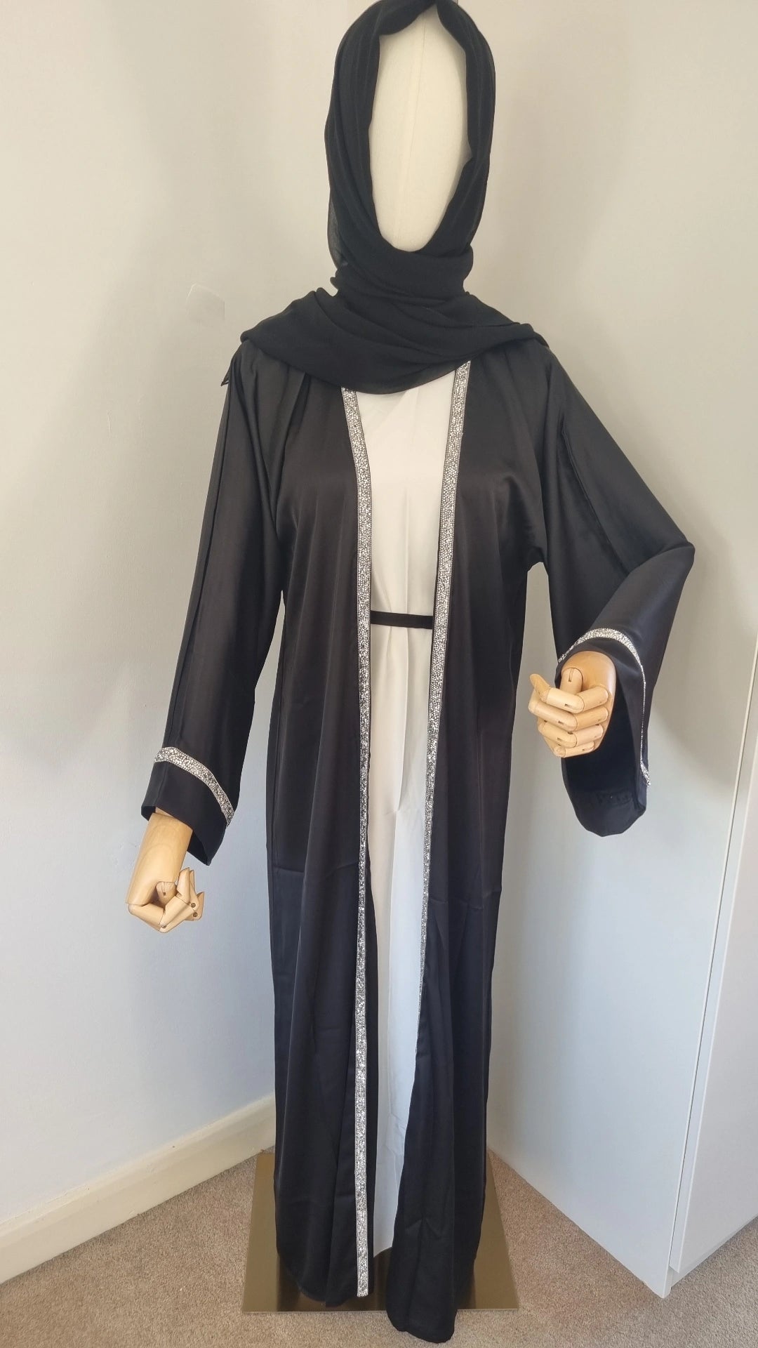 Black abaya with silver details with inner dress