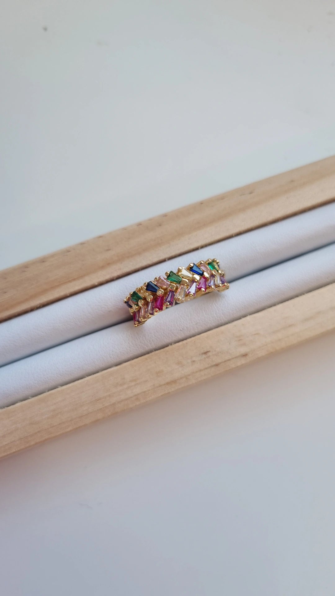 Colourful inlaid style ring