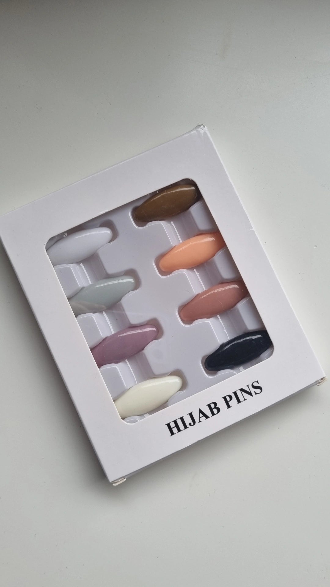 Hijab saftey pin pastel pallet