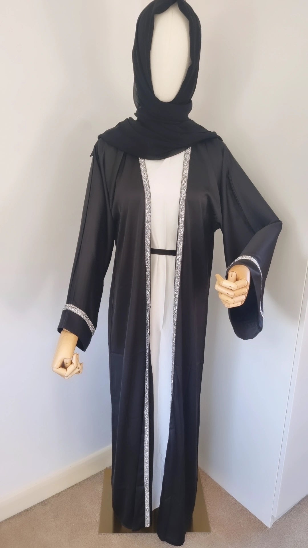 Black abaya with silver details with inner dress