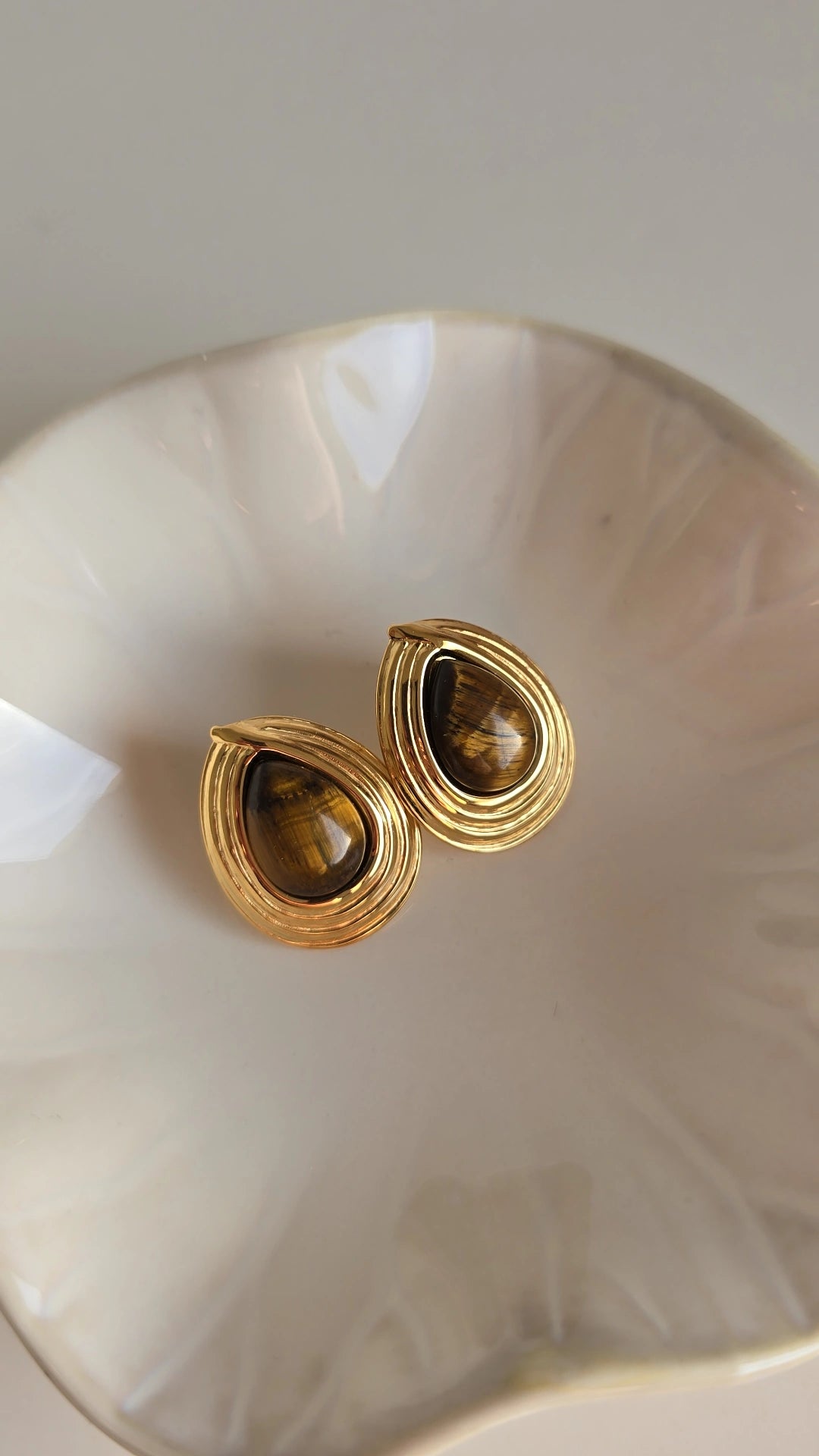 18k Gold plated Brown tones tear drop earrings
