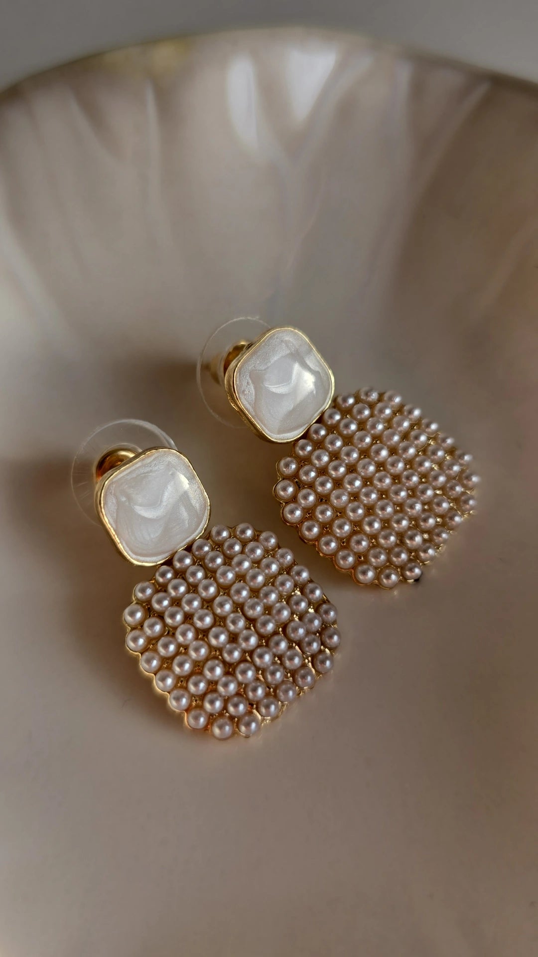 Square pearl earrings