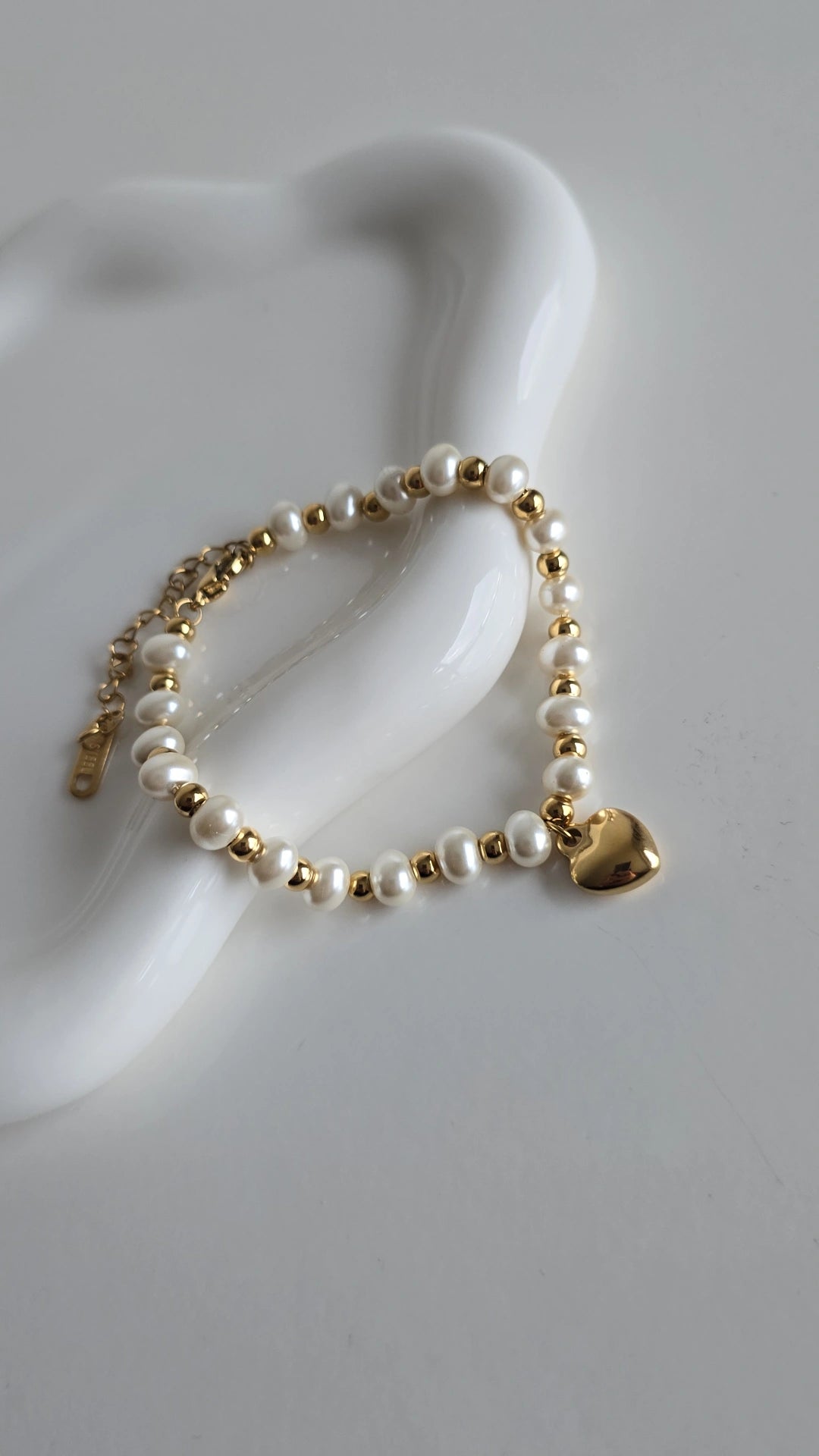 Personalised Gold plated pearl with heart charm bracelet