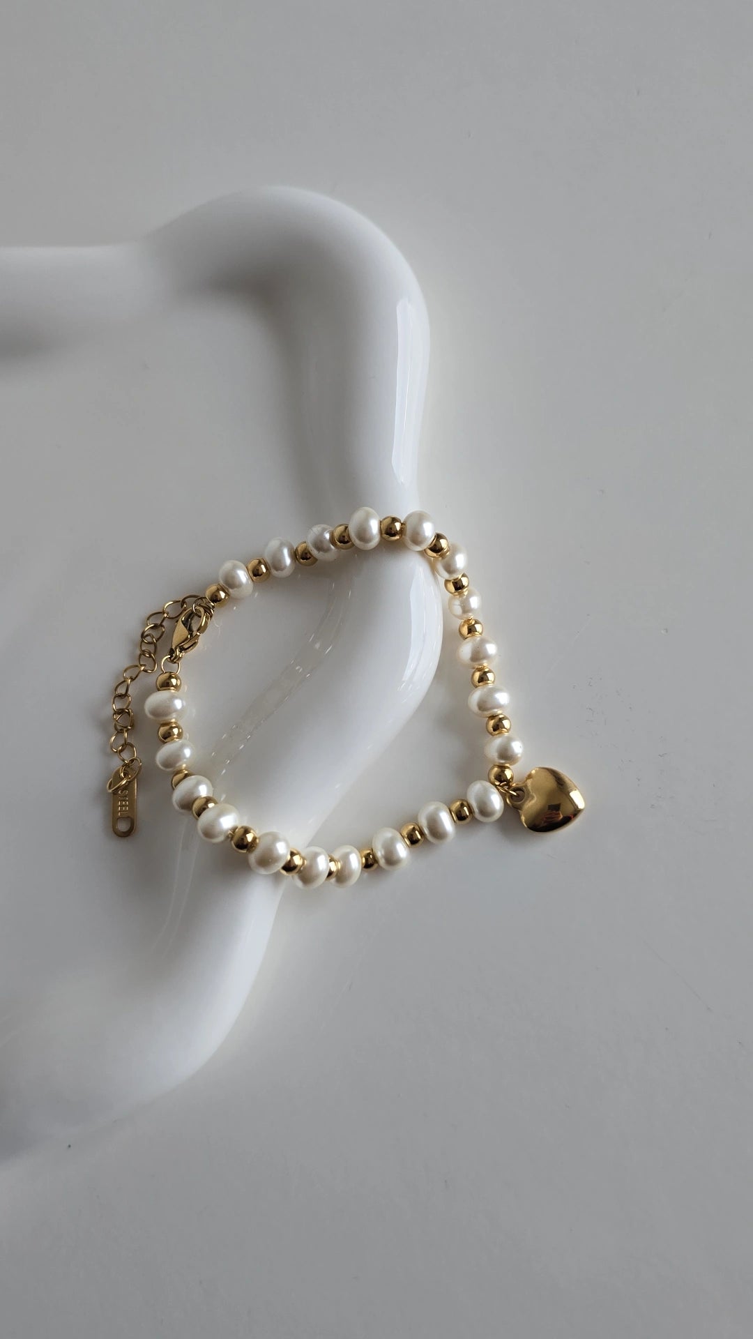 Personalised Gold plated pearl with heart charm bracelet