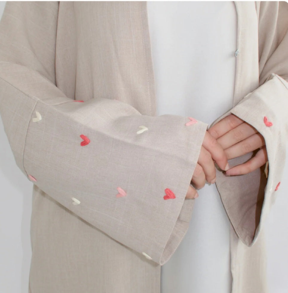Love heart embroidery sleeve abaya