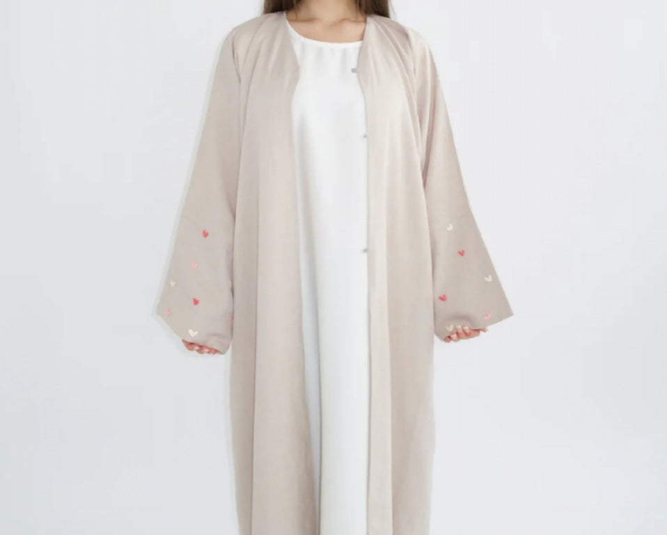 Love heart embroidery sleeve abaya