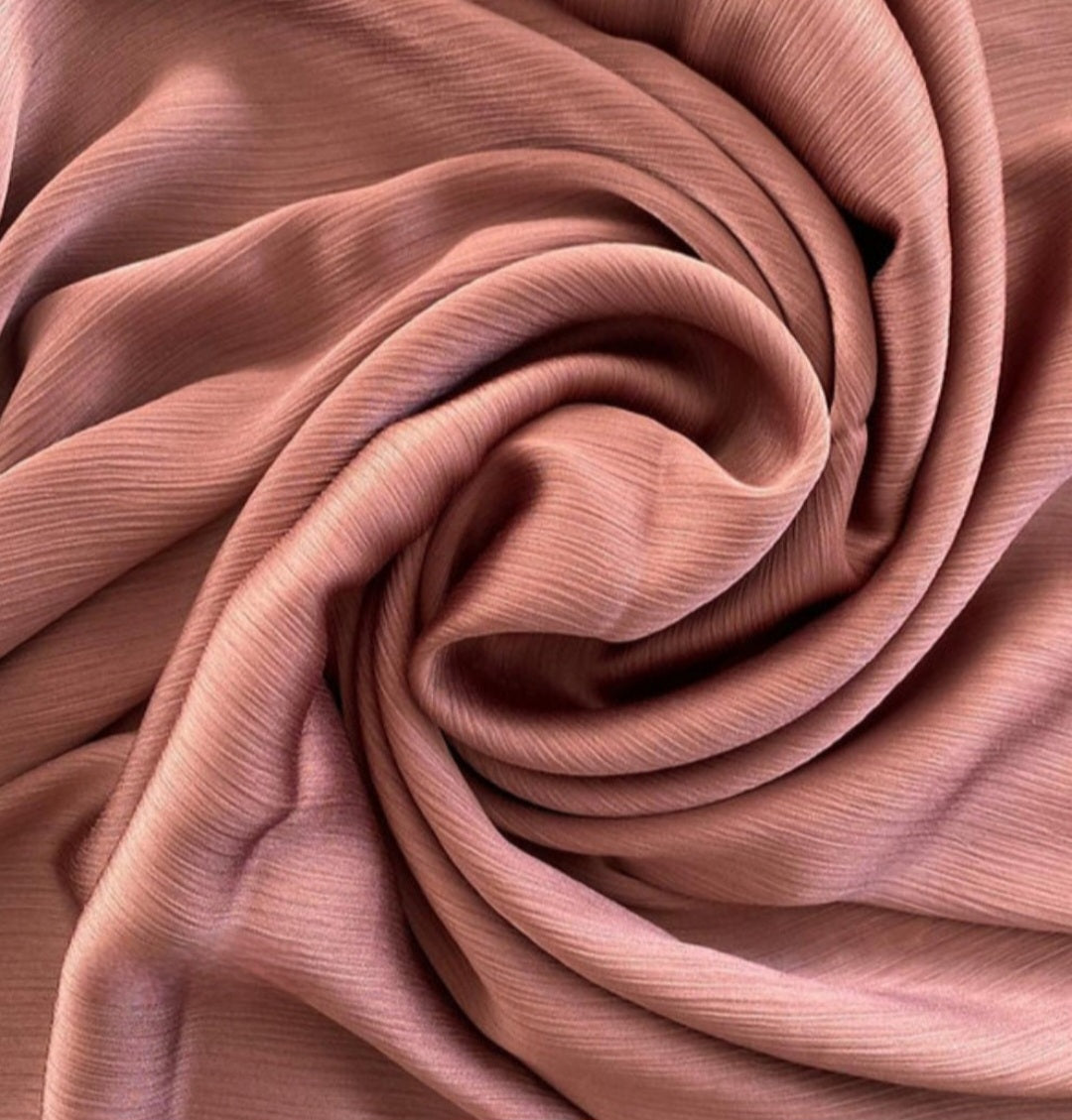 Satin Crinkle Coral Hijab