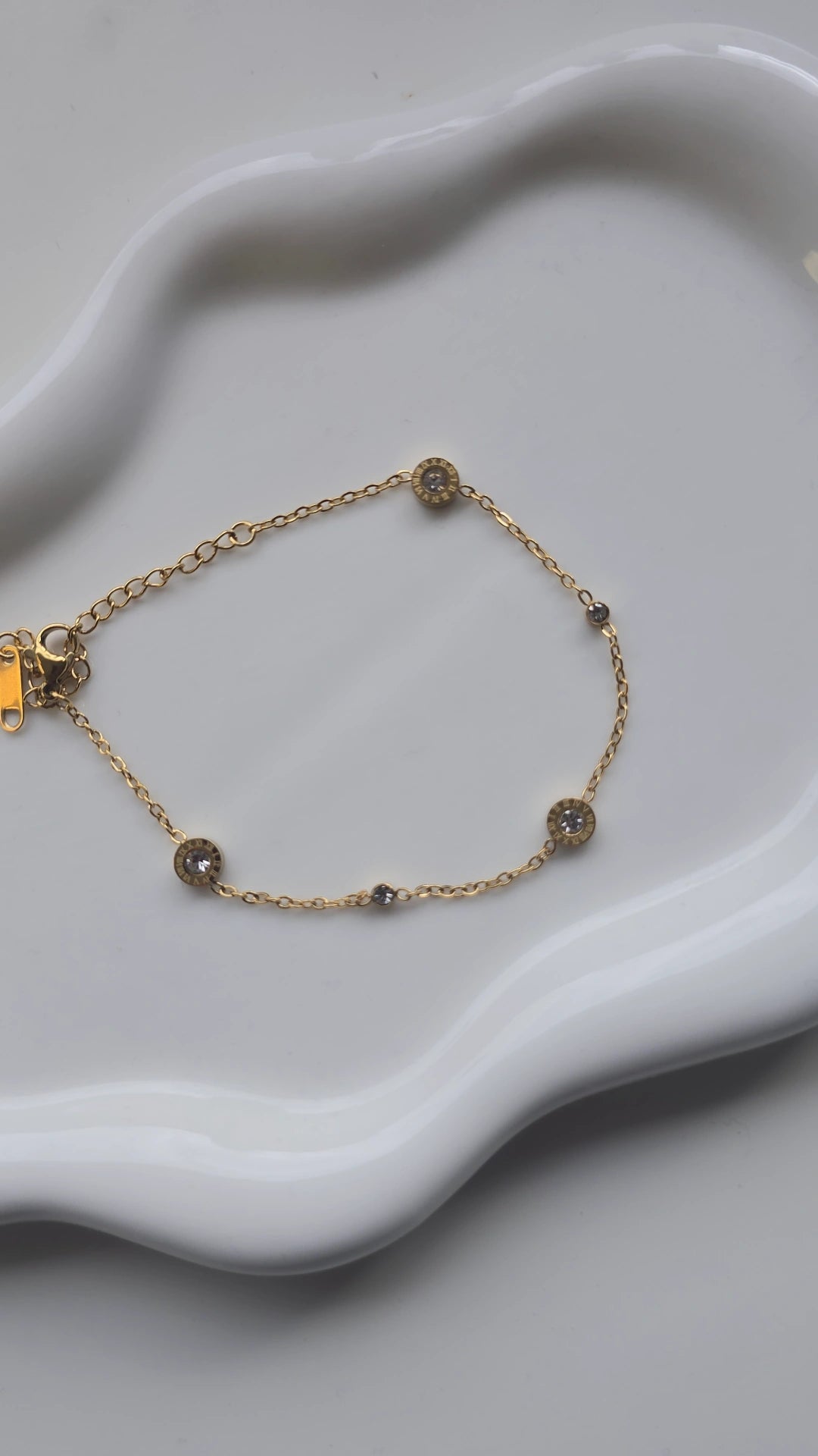 Dainty daimond Bracelet