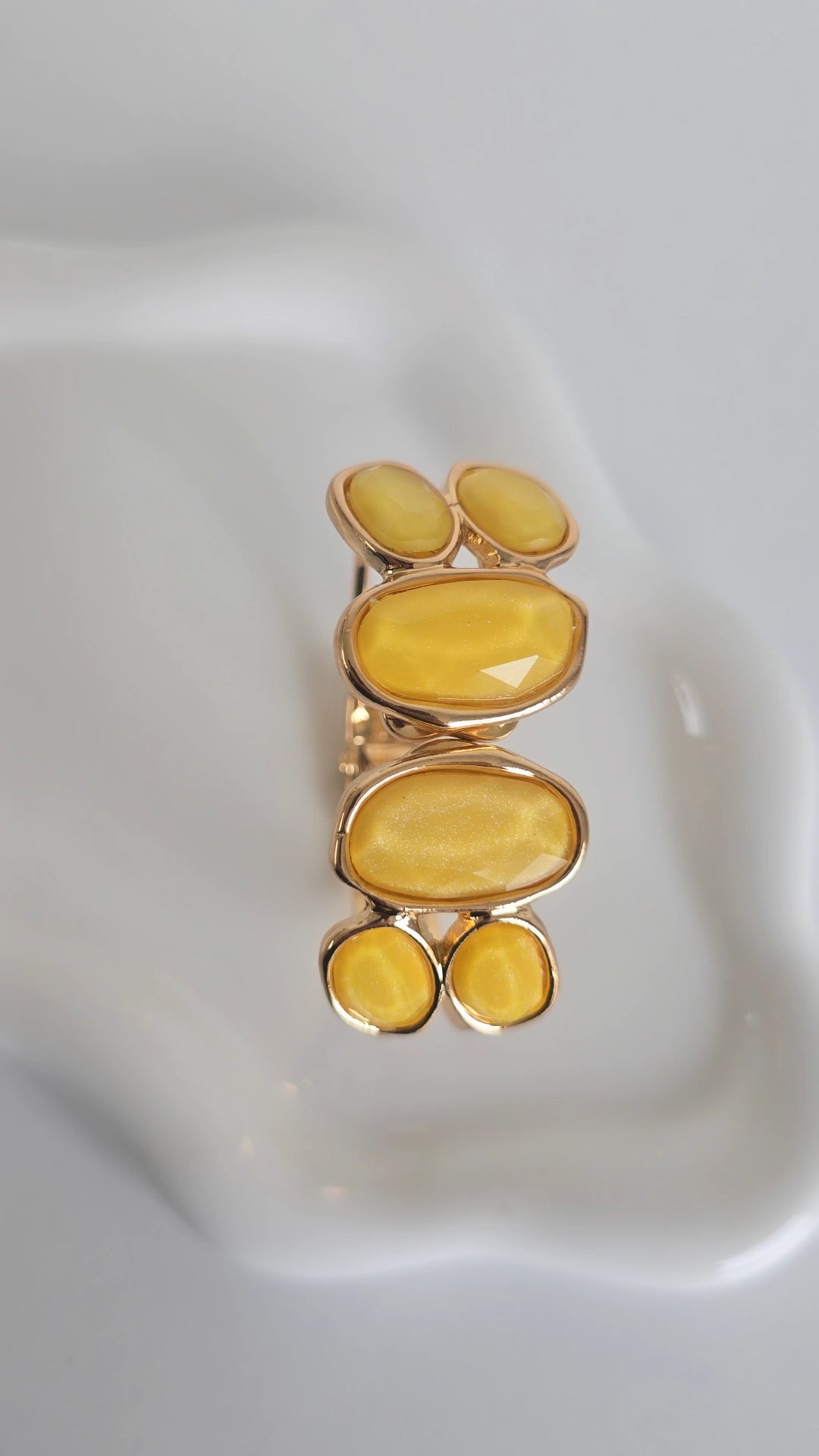 Yellow vintage style open bangle