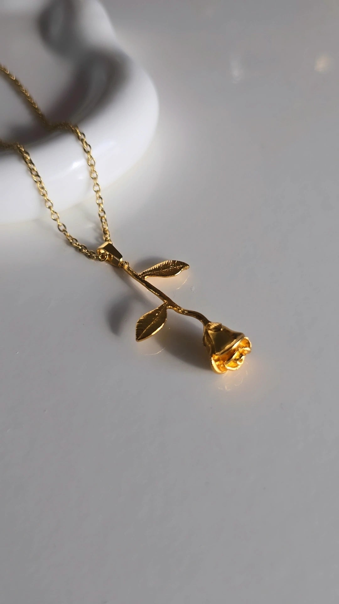 3D 24K Gold Plated Rose Necklace