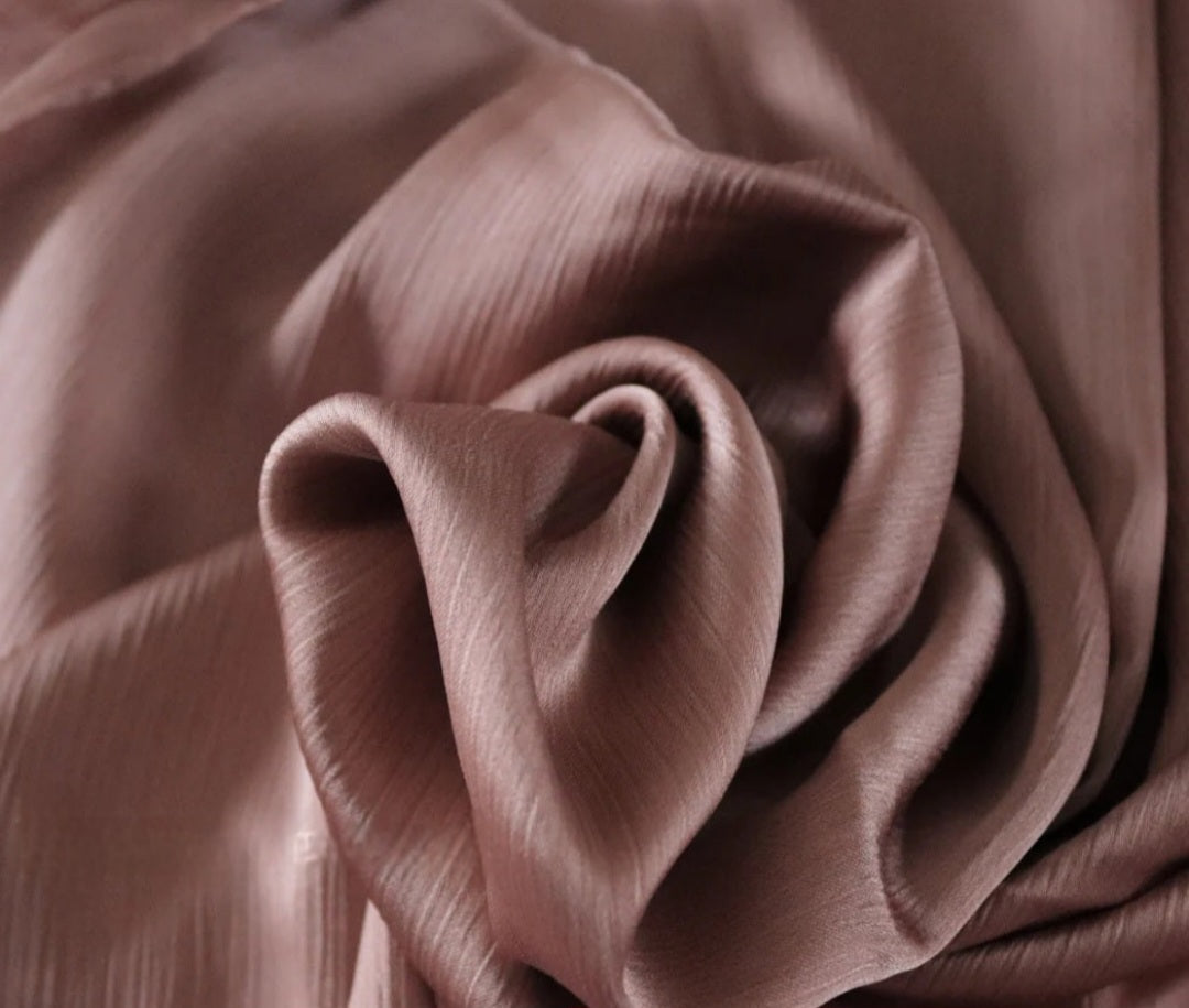 Satin Crinkle Dusty peach Hijab