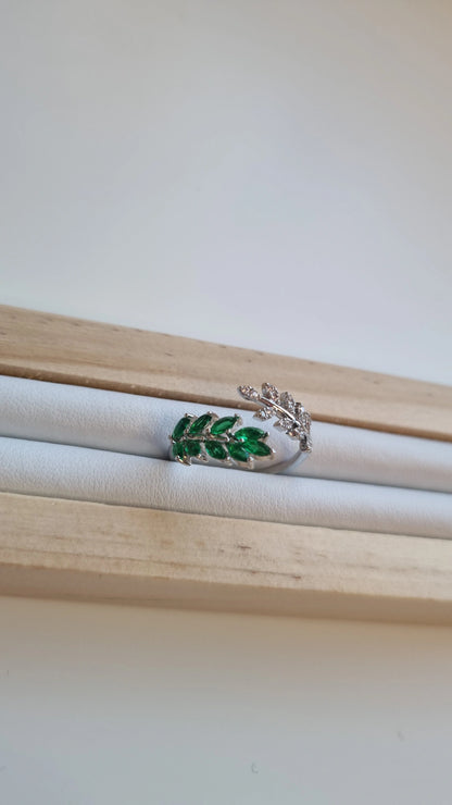Green leaf wrap ring