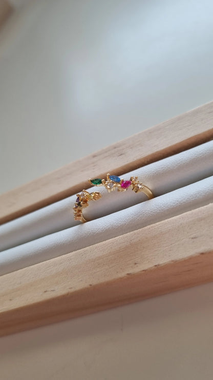 Leaf Colour thin band ring