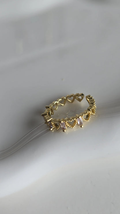 Love heart gold band Ring