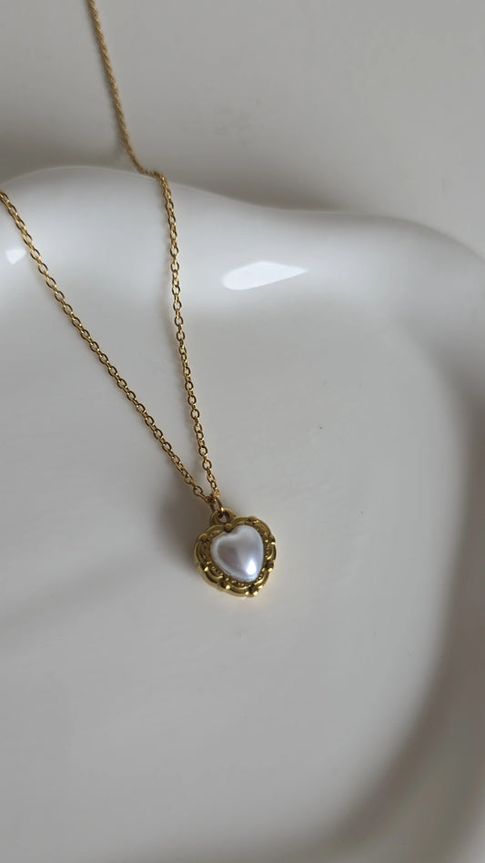Vintage heart necklace