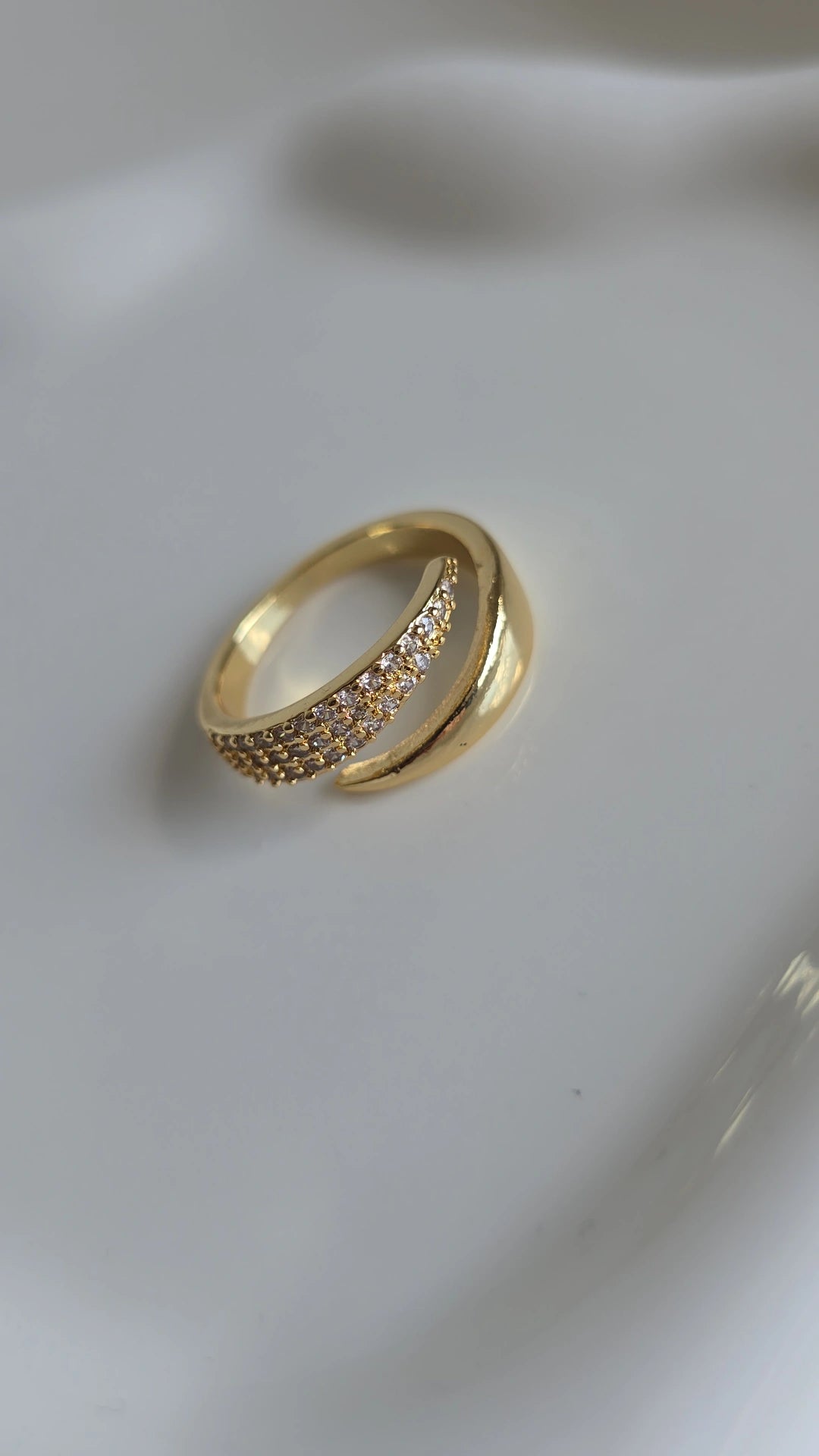 18k Open end ring