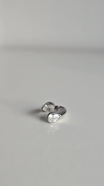 18 Gold plated silver water drop ring