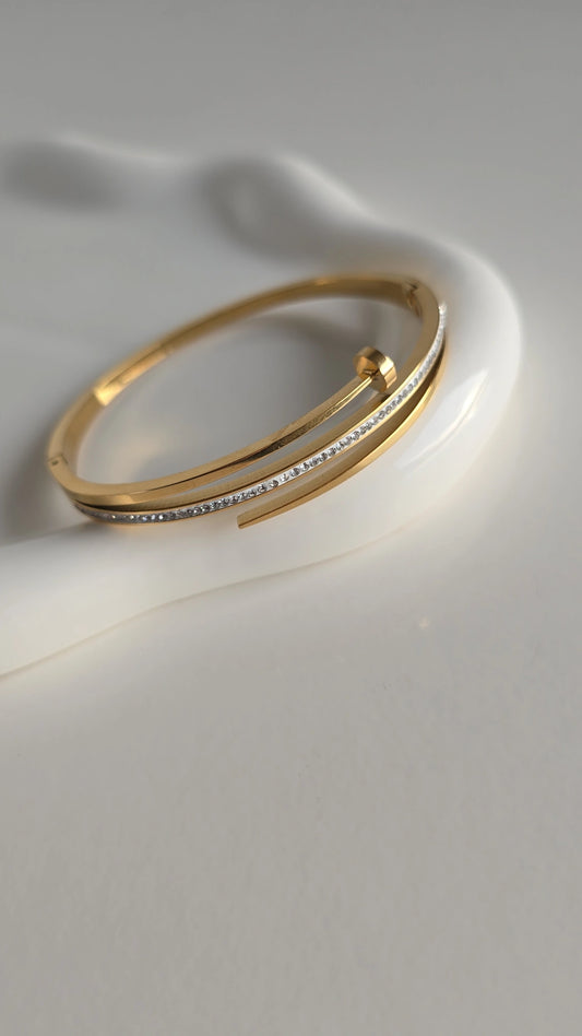 18k Gold plated Nail bangle