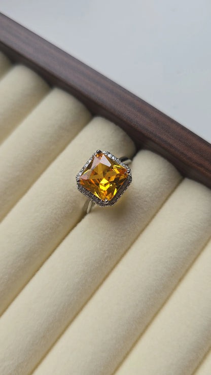 Large zirconia Stone Ring 18k Gold plated /Stainless Steel