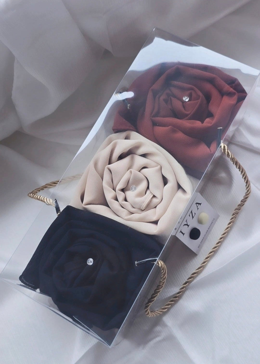 3 premium chiffon Hijab gift boxes with 2 hijab magnets
