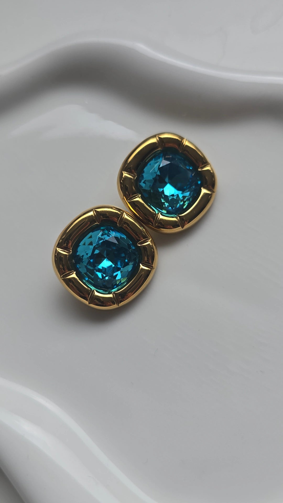Ocean Blue large Stud Earring