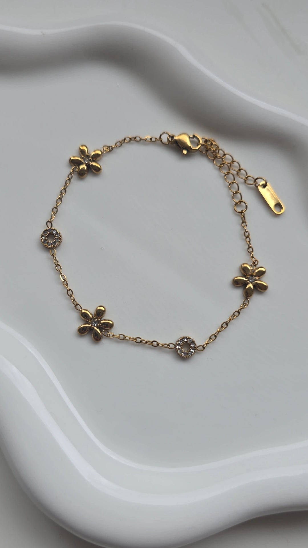 Flower halo Bracelet