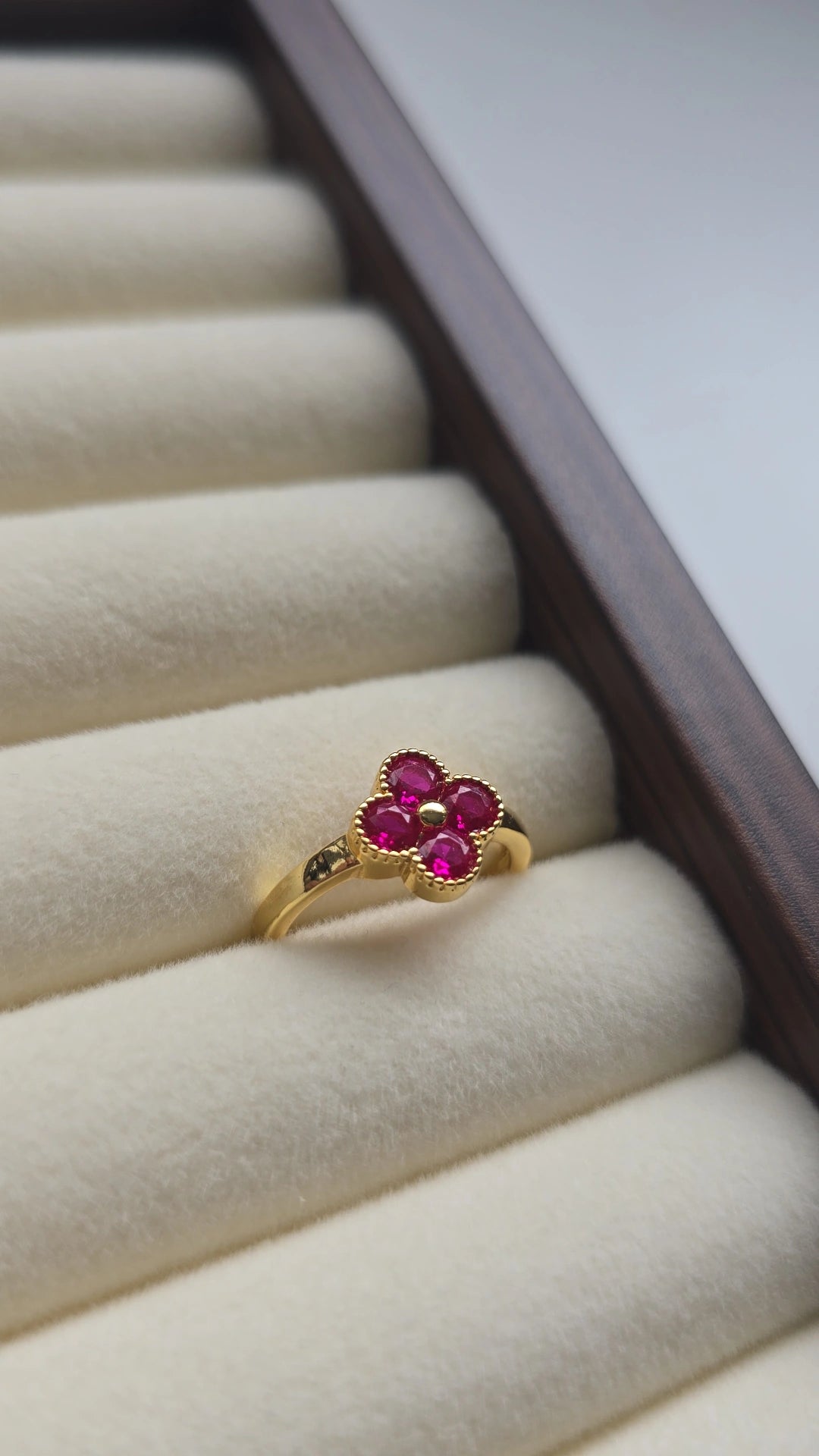 Rose flower  Ring 18k Gold plated /Stainless Steel