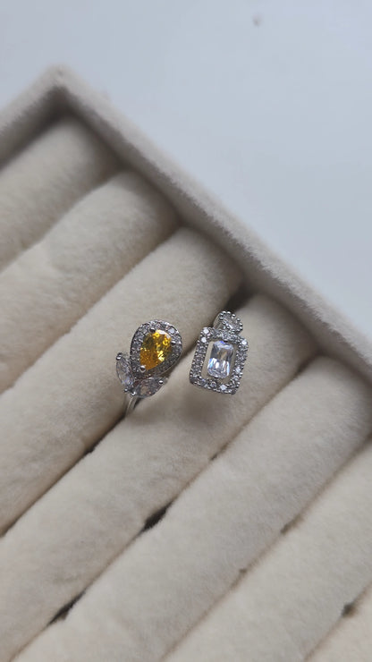Waterdrop yellow stone wrap Ring