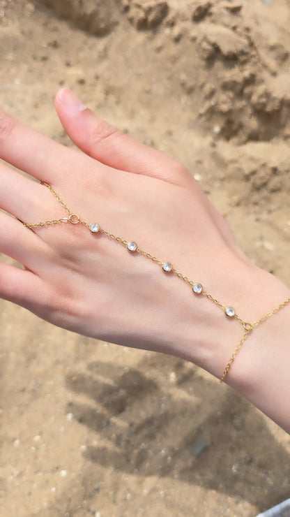 Diamond hand chain ring bracelet