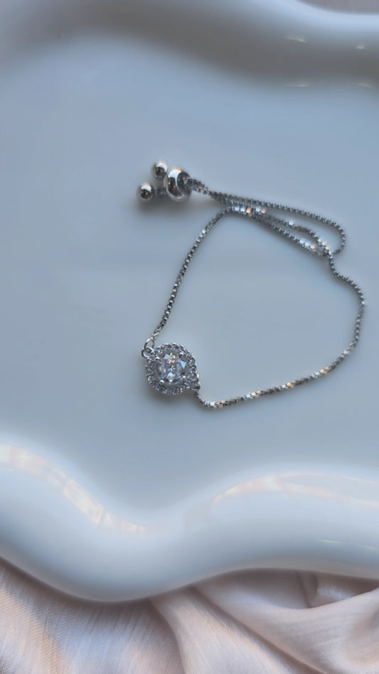 Round dainty silver stone Bracelet