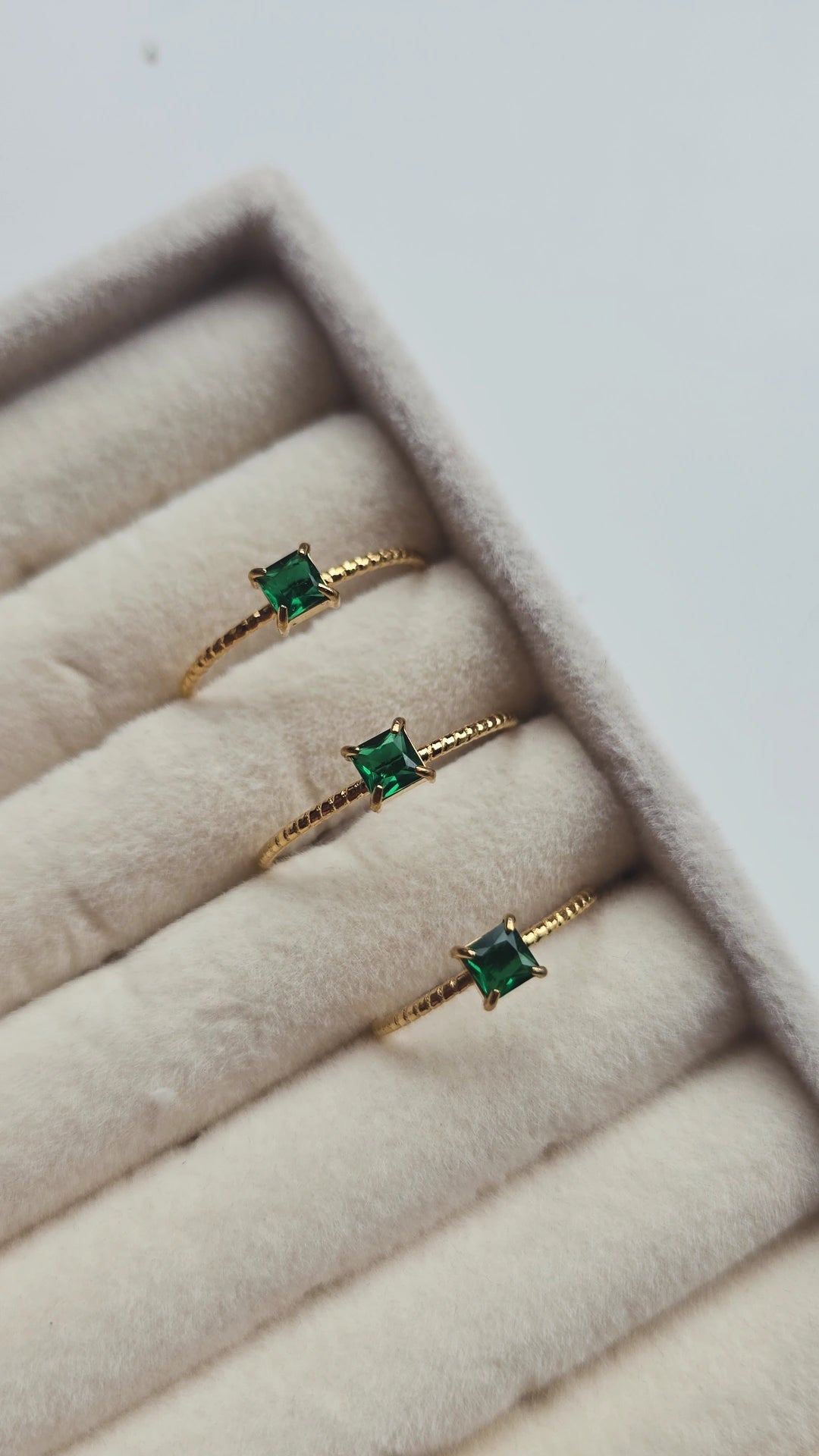 Mini Green Stone ring