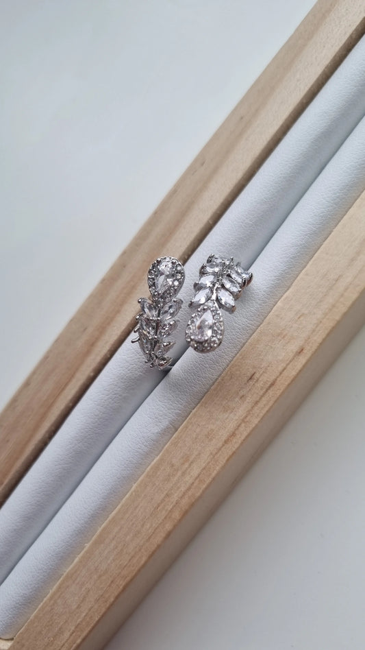 Silver water drop wrap Rhinestone Ring