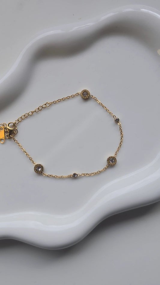 Dainty daimond Bracelet