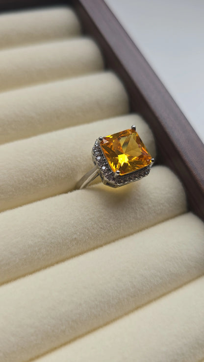 Large zirconia Stone Ring 18k Gold plated /Stainless Steel