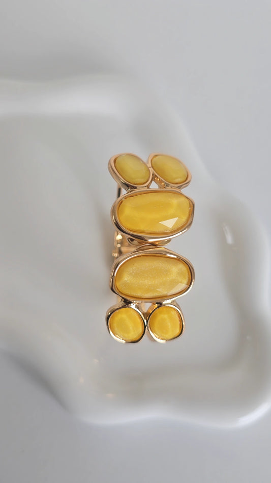 Yellow vintage style open bangle