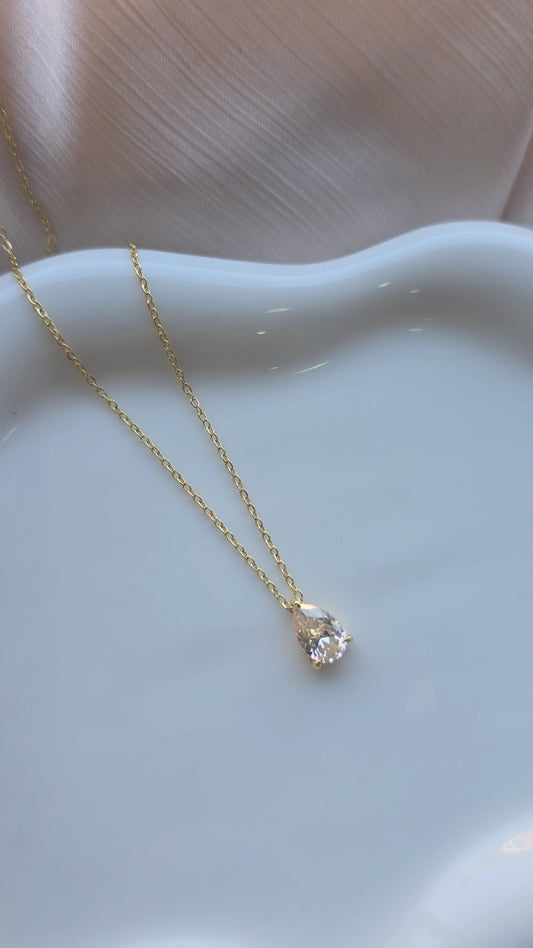 Tear drop Necklace