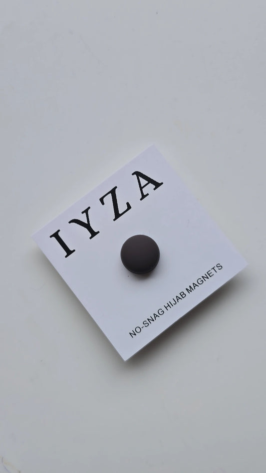 Hijab Dark Brown magnet